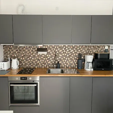 Apartament Bursztynowe Gniazdo Apartment *